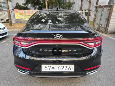 Hyundai Grandeur 2018, 106073 км, за 9076.56 USD