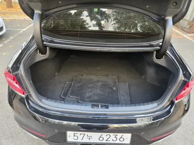 Hyundai Grandeur 2018, 106073 км, за 9076.56 USD - фото 7