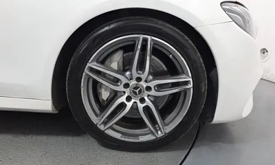 Mercedes-Benz E-Class 2019, 129320 км, за 14434.82 USD - фото 21