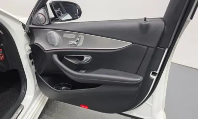 Mercedes-Benz E-Class 2019, 129320 км, за 14434.82 USD - фото 24