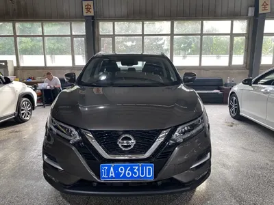 Nissan Qashqai 2023, 4200 км, за 16030.87 USD