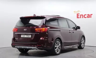 Kia Canival 2019, 95304 км, за 11826.89 USD