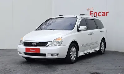 Kia Canival · 2012 год