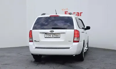 Kia Canival 2012, 111603 км, за 2649 USD