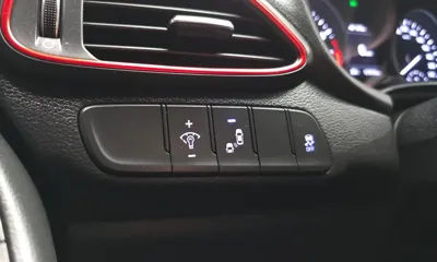Hyundai i30 2017, 121016 км, за 5112.28 USD - фото 17