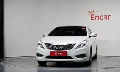 Hyundai Grandeur 2014, 172989 км, за 5267.95 USD