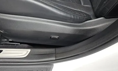 Hyundai Grandeur 2014, 172989 км, за 5262.82 USD - фото 31