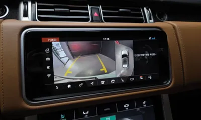 Land Rover Range Rover 2019, 130634 км, за 42870.19 USD - фото 15