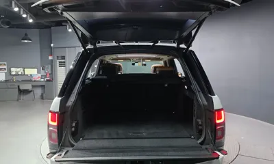 Land Rover Range Rover 2019, 130634 км, за 42870.19 USD - фото 20