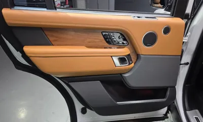 Land Rover Range Rover 2019, 130634 км, за 42870.19 USD - фото 25