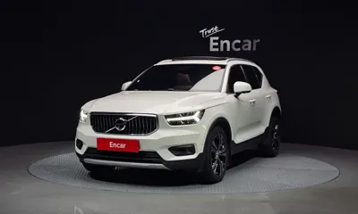 Volvo XC40 · 2021 год