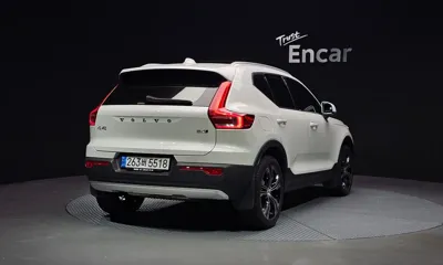 Volvo XC40 2021, 84330 км, за 19627.15 USD
