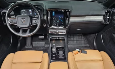 Volvo XC40 2021, 84330 км, за 19450.97 USD - фото 7