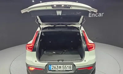 Volvo XC40 2021, 84330 км, за 19450.97 USD - фото 20