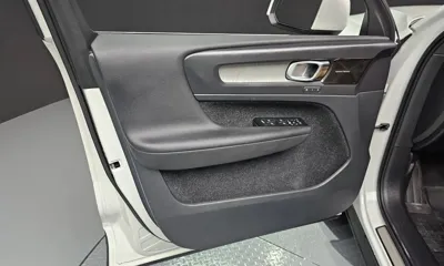 Volvo XC40 2021, 84330 км, за 19450.97 USD - фото 24