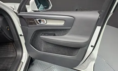 Volvo XC40 2021, 84330 км, за 19450.97 USD - фото 25