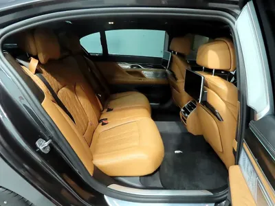 BMW 7-Series 2022, 65773 км, за 42019.57 USD - фото 8