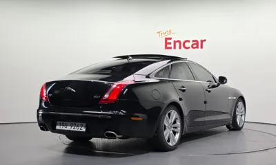 Jaguar XJ 2013, 117218 км, за 6607.2 USD