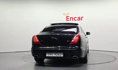 Jaguar XJ 2013, 117218 км, за 6607.2 USD