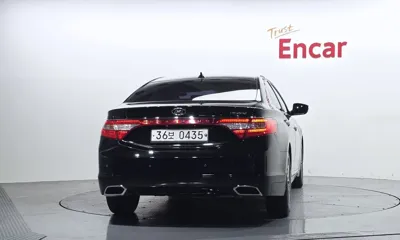 Hyundai Grandeur 2017, 86904 км, за 5907.84 USD