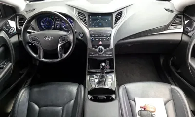 Hyundai Grandeur 2017, 86904 км, за 5907.84 USD - фото 7