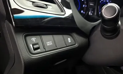 Hyundai Grandeur 2017, 86904 км, за 5907.84 USD - фото 27