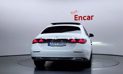 Mercedes-Benz E-Class 2024, 28873 км, за 46278.06 USD