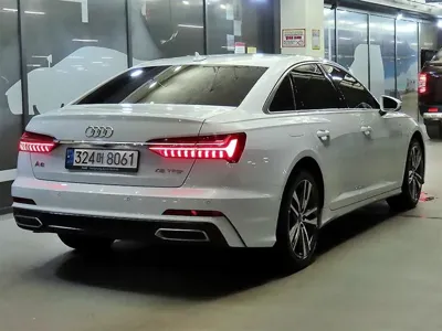 Audi A6 2021, 68000 км, за 18656.95 USD
