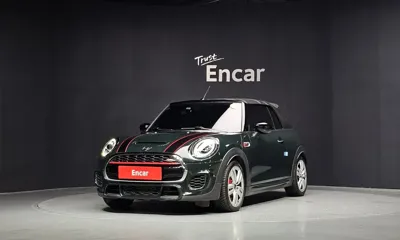 MINI Cooper Convertible · 2020 год