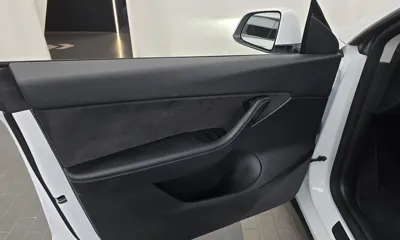 Tesla Model Y 2022, 19035 км, за 28493.39 USD - фото 24