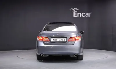 Lexus ES 2012, 96323 км, за 6236.05 USD