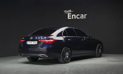 Mercedes-Benz C-Class 2022, 43759 км, за 22326.58 USD