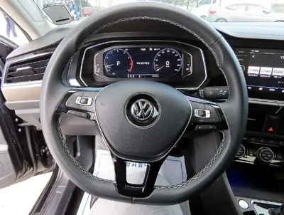 Volkswagen Jetta 2021, 84783 км, за 12052.12 USD - фото 8
