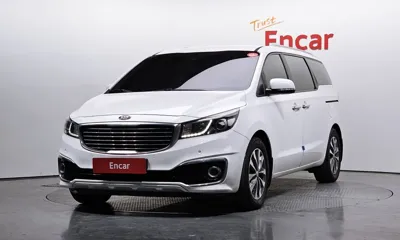 Kia Canival · 2017 год