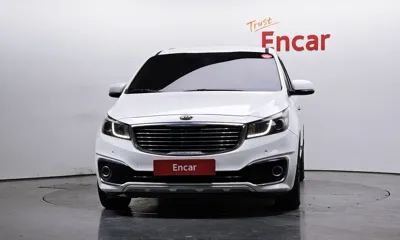 Kia Canival 2017, 212690 км, за 4558.97 USD