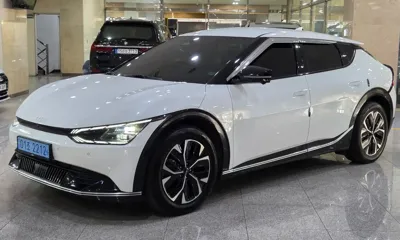 Kia EV6 · 2023 год
