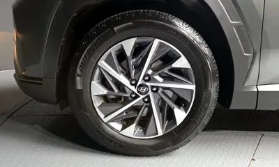 Hyundai Tucson 2021, 80402 км, за 13286.63 USD