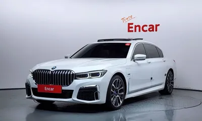BMW 7-Series · 2022 год