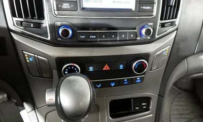 Hyundai Starex 2019, 102202 км, за 8580.9 USD - фото 18