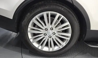 Land Rover Discovery 2017, 121147 км, за 16588.62 USD