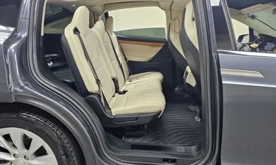 Tesla Model X 2019, 120482 км, за 41042.37 USD - фото 11