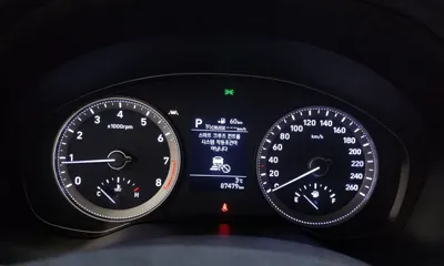 Hyundai Grandeur 2019, 87479 км, за 9844.73 USD - фото 8