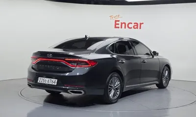Hyundai Grandeur 2019, 80865 км, за 9702.41 USD