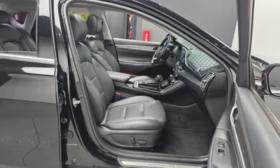 Hyundai Grandeur 2018, 106465 км, за 10358.31 USD - фото 11