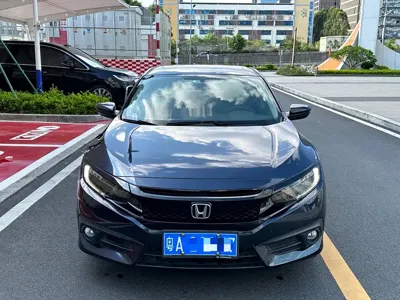 Honda Civic 2017, 100000 км, за 7446.9 USD