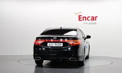 Hyundai Grandeur 2015, 222529 км, за 3501.82 USD