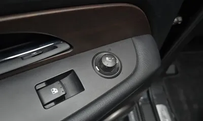 KG_Mobility_Ssangyong Rexton 2015, 271454 км, за 1805.17 USD - фото 18