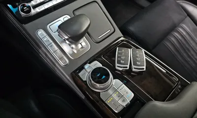 Genesis G90 2020, 124469 км, за 22596.63 USD - фото 9