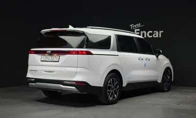 Kia Canival 2021, 151489 км, за 10895.27 USD