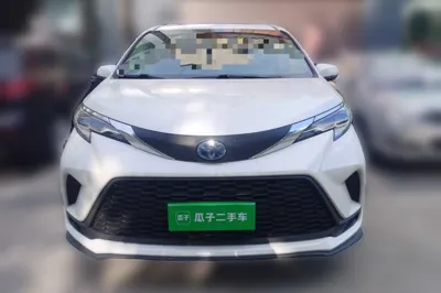 Toyota Granvia 2023, 40000 км, за 29942 USD